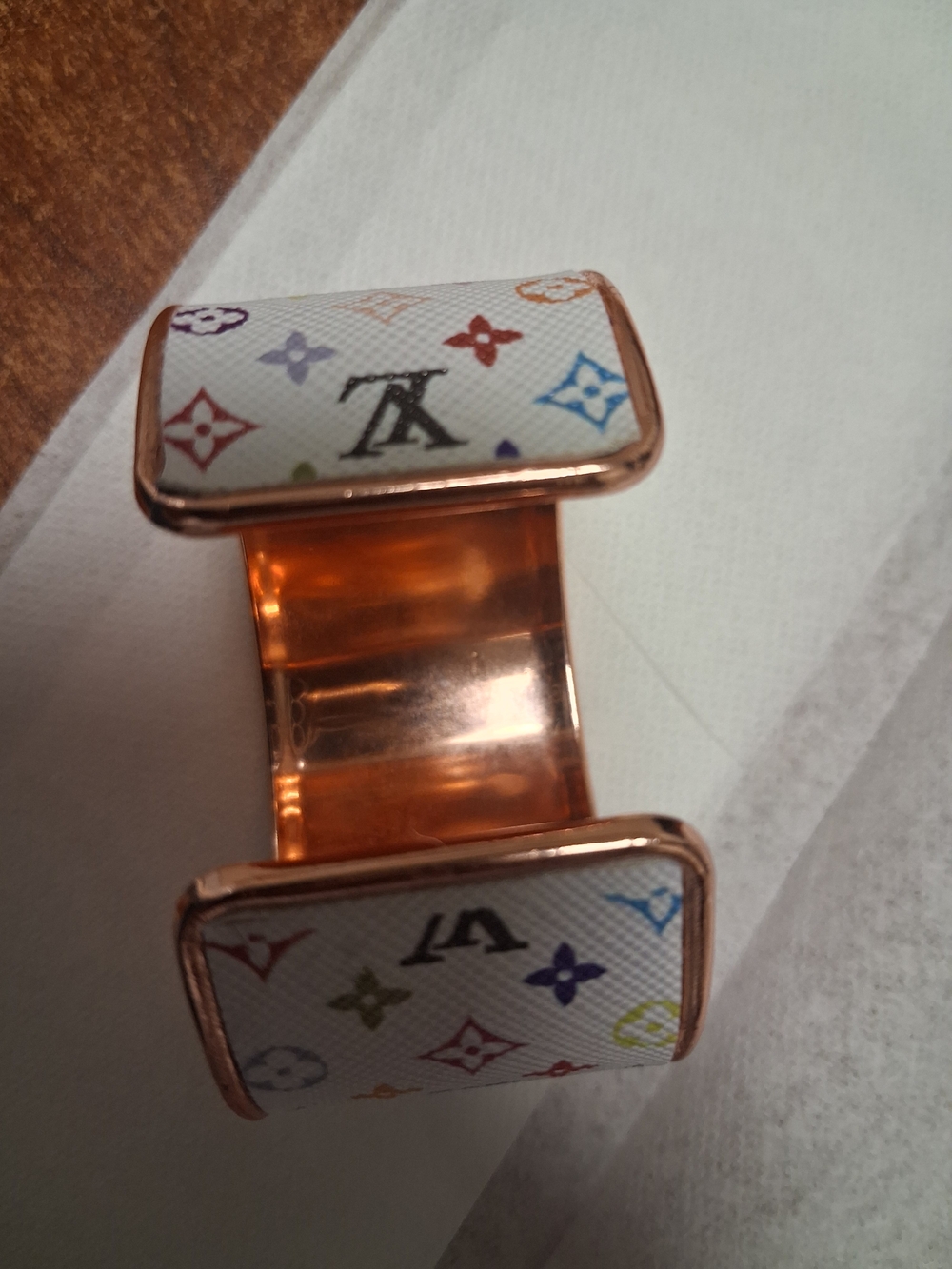 LV Logo Fashion Bracelet - Picture 2 of 4